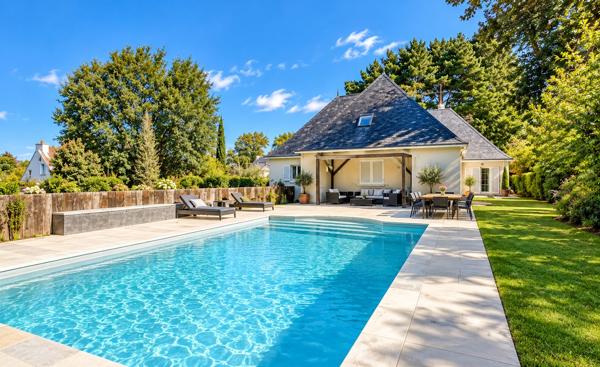 A VENDRE – Maison de 11 pièces, 7 chambres à PLESCOP