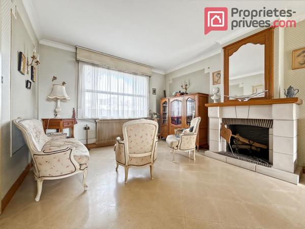 Maison La Chapelle D Armentieres 5 pièce(s) 465 m2