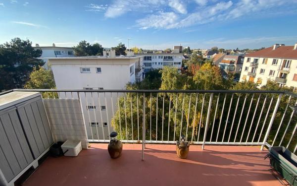 Appartement à vendre    4 pièces • 81,91 m2 Antony