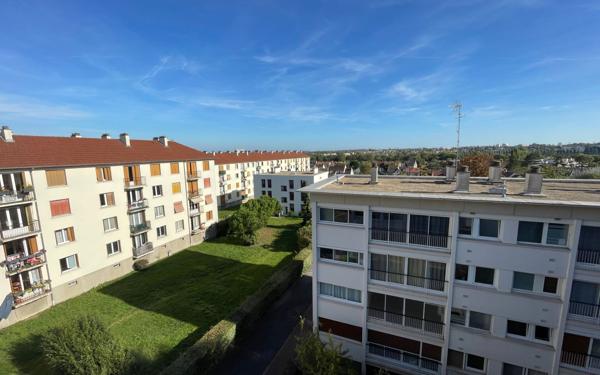 Appartement à vendre    4 pièces • 81,91 m2 Antony