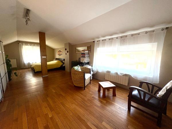 Maison Conflans Sainte Honorine 8 pièce(s) 205 m2 599 000 € **  - Référence  8328