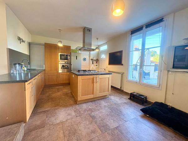 Maison Conflans Sainte Honorine 8 pièce(s) 205 m2 599 000 € **  - Référence  8328
