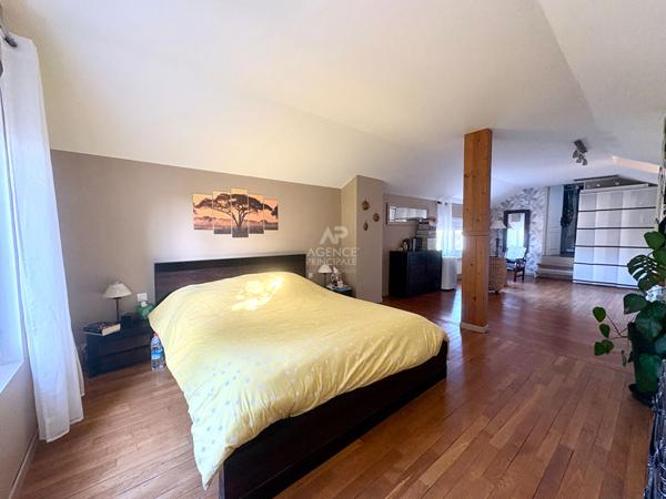 Maison Conflans Sainte Honorine 8 pièce(s) 205 m2 599 000 € **  - Référence  8328