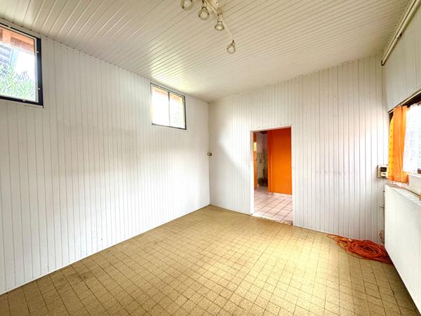 Maison à rénover de type 3 et véranda