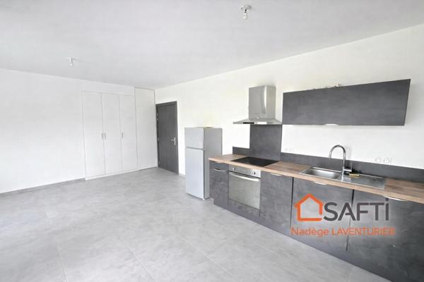 T1 récent vue mer, terrasse, parking – Ajaccio