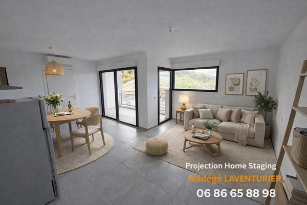 T1 récent vue mer, terrasse, parking – Ajaccio