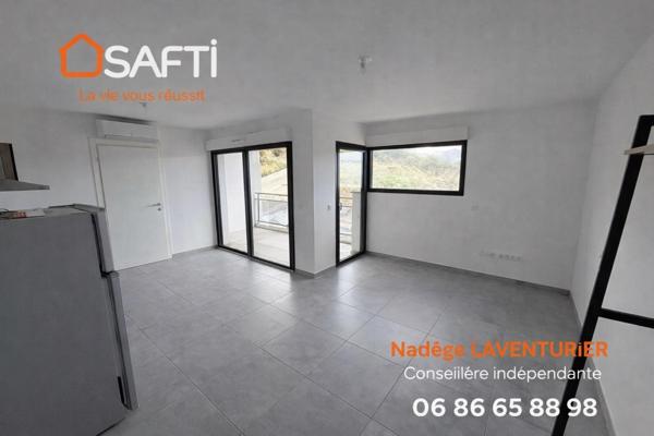 T1 récent vue mer, terrasse, parking – Ajaccio