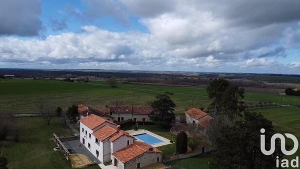 Maison à vendre 9 pièces 400 m² Sérigny