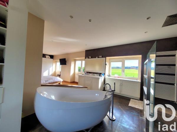Maison à vendre 9 pièces 400 m² Sérigny