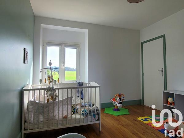 Maison à vendre 9 pièces 400 m² Sérigny