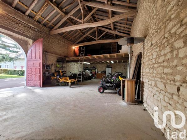 Maison à vendre 9 pièces 400 m² Sérigny