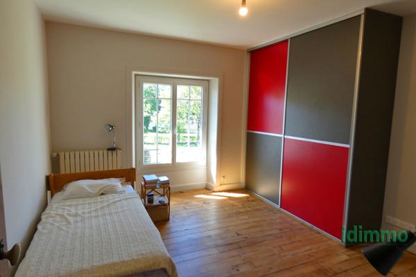 Naucelles belle maison en pierre Naucelles (15250)