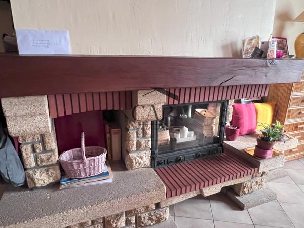 Marseille (13007) VIAGER OCCUPE TYPE 4 SAINT VICTOR AVEC JARDIN