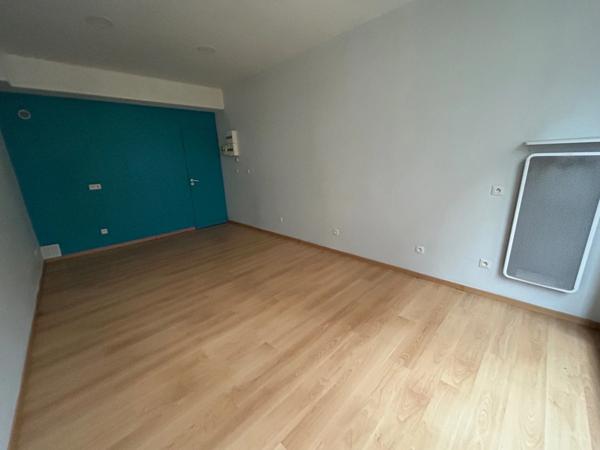 pont de beauvoisin a saisir immeuble de rapport 7 appartements loués + 1 commerce