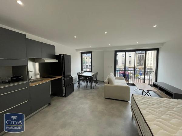 Appartement à louer 1 pièce 32.83m² Brive-la-Gaillarde (19100)