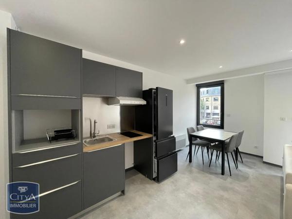 Appartement à louer 1 pièce 32.83m² Brive-la-Gaillarde (19100)