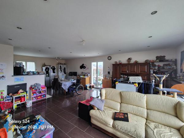 Maison plain pied 118m² 3 chbres avec gge/terrain