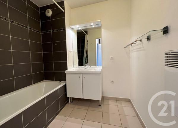 Appartement F3 à vendre  3 pièces - 66,28 m2 NOISY LE GRAND - 93