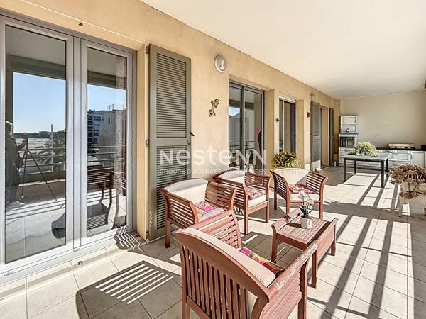 EXCEPTIONNEL Appartement de type 5 traversant avec double exposition vue Mer