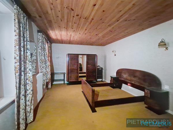 2 MAISONS environ 180m² ET 52m² + grenier, garages