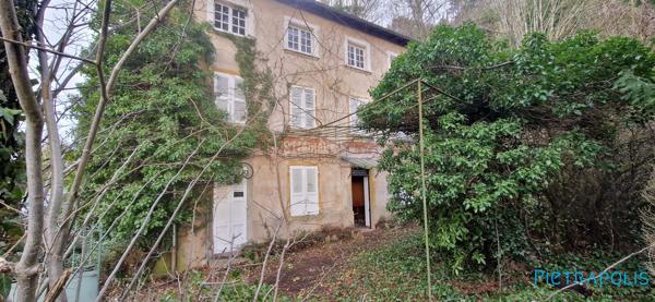 2 MAISONS environ 180m² ET 52m² + grenier, garages