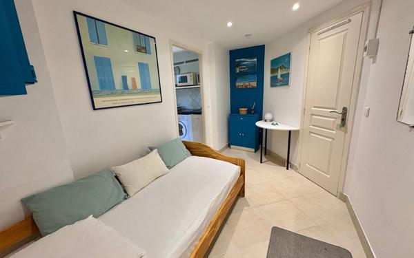 Appartement à louer    1 pièce • 27,61 m2 Nice