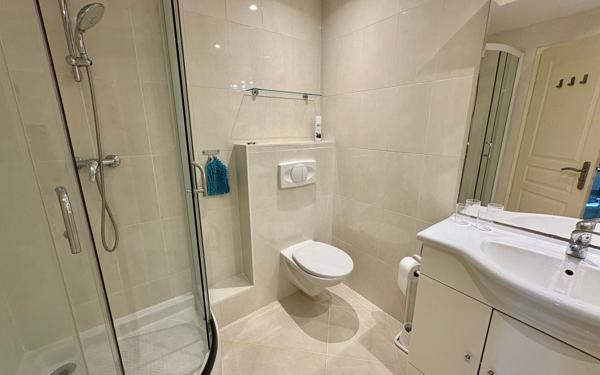 Appartement à louer    1 pièce • 27,61 m2 Nice