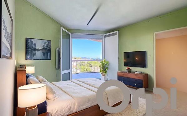 Appartement à vendre    2 pièces • 33,55 m2 Fréjus