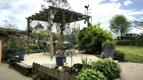 PROCHE BRISSAC. Maison 4 pièce(s) 61 m2