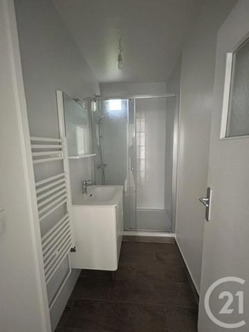 Immeuble à vendre  184 m 2   BEAUVAIS  - 60