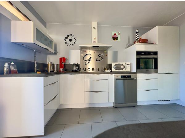 Appartement 3 pièces - 81 m² Exclusivité efficity