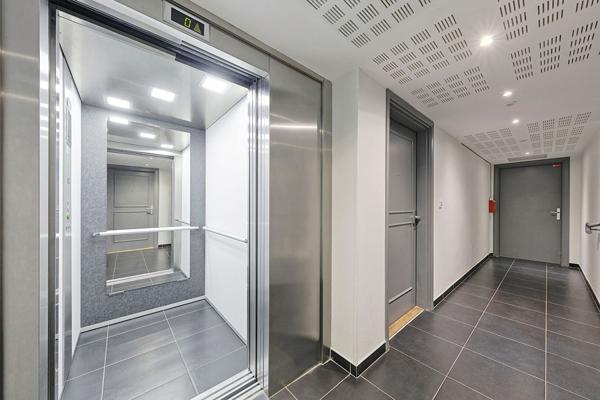 À vendre : Appartement T2 à VERT SAINT DENIS / Ascenseur / Dernier étage