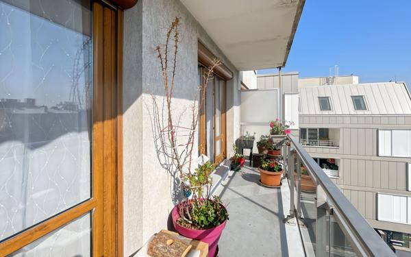 Appartement à vendre    5 pièces • 100 m2 Bondy