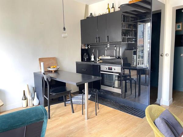 Appartement et balcon filant