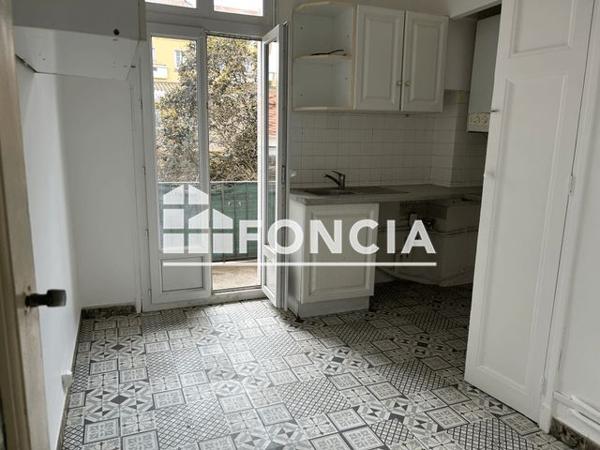 Location Appartement 3 pièces 65.2 m² - 37 RUE REMPART LA REAL Perpignan 66000