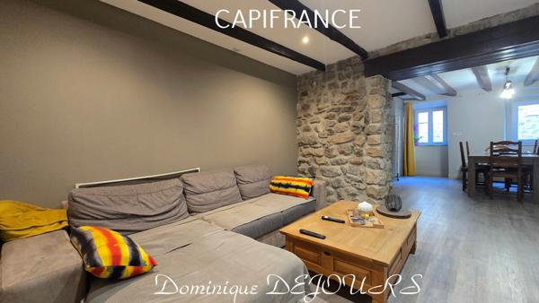 ARDECHE – Vallée de l’Eyrieux : Charmante maison au coeur du village de St Fortunat - Belle Rénovation - Prêt à Habiter!