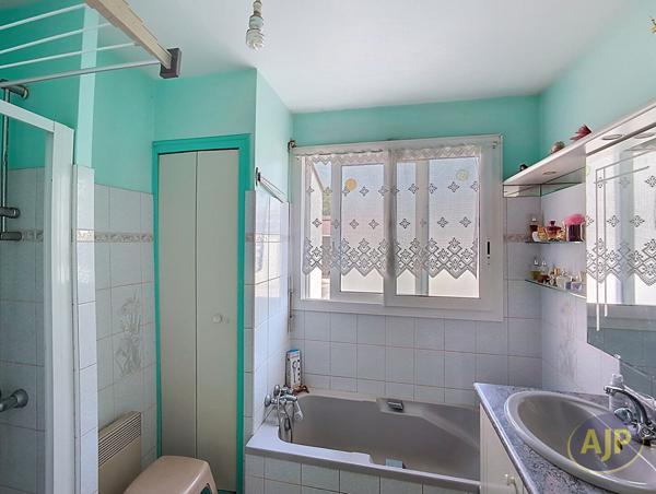 Vente maison Vieillevigne : 230 000 € - AJP Immobilier Vieillevigne