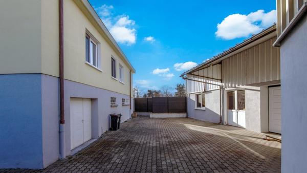 Propriété avec piscine à vendre 8 pièces MERXHEIM (68)