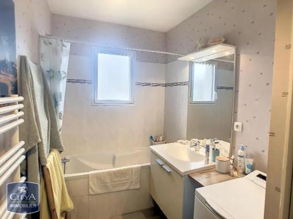 Appartement à louer 3 pièces 66.69m²