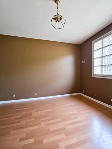 Maison à vendre  8 pièces - 214 m2 CLERMONT FERRAND - 63