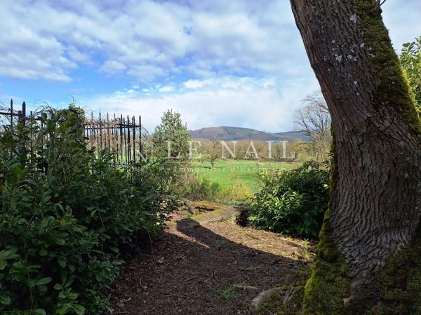 MANOIR DES XVI et XVIIIe siècles AVEC VUE SUR LES COLLINES DE L’AUTUNOIS