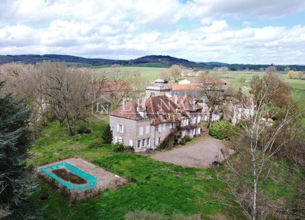 MANOIR DES XVI et XVIIIe siècles AVEC VUE SUR LES COLLINES DE L’AUTUNOIS