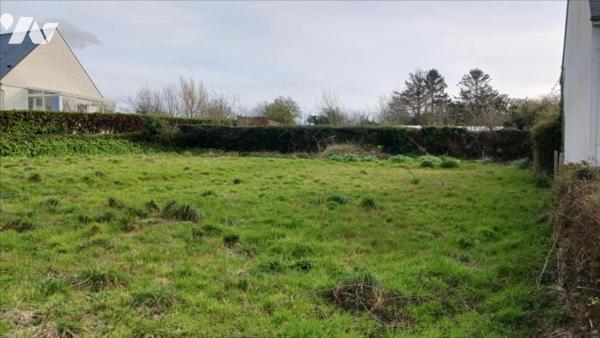 Terrain à bâtir de 686 m²