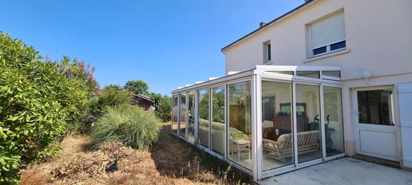 Maison à CHALLANS, 85300 - 5 pièces 147m²