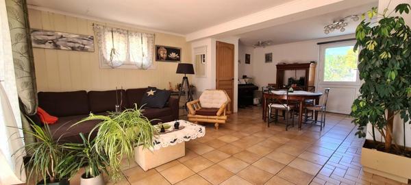 Maison à CHALLANS, 85300 - 5 pièces 147m²