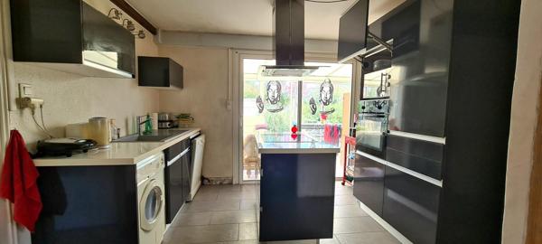 Maison à CHALLANS, 85300 - 5 pièces 147m²