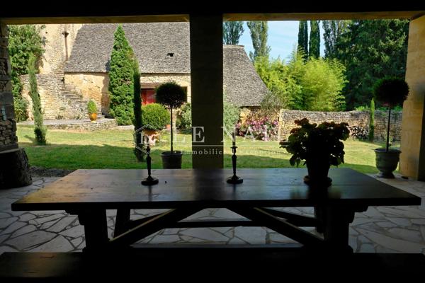 Ravissant manoir des 15e et 18e siècles dans la campagne Sarladaise (Dordogne)