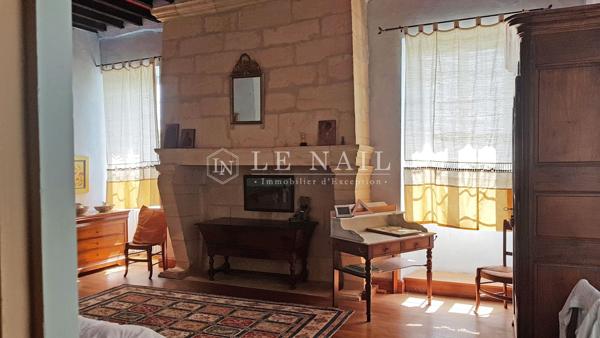 Ravissant manoir des 15e et 18e siècles dans la campagne Sarladaise (Dordogne)