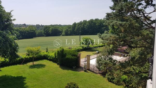 Ravissant manoir des 15e et 18e siècles dans la campagne Sarladaise (Dordogne)