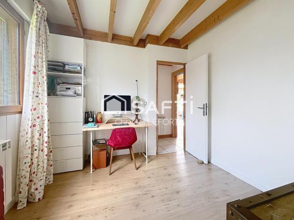 Maison 198 m2 - 5 chambres et un bungalow